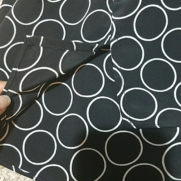 Maggie Sweet Black and white sleeveless top - Picture 4 of 6